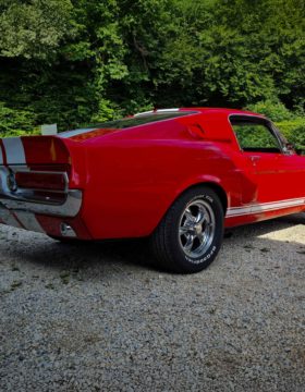 Ford Mustang Shelby GT500 de 1967 : Une icône américaine